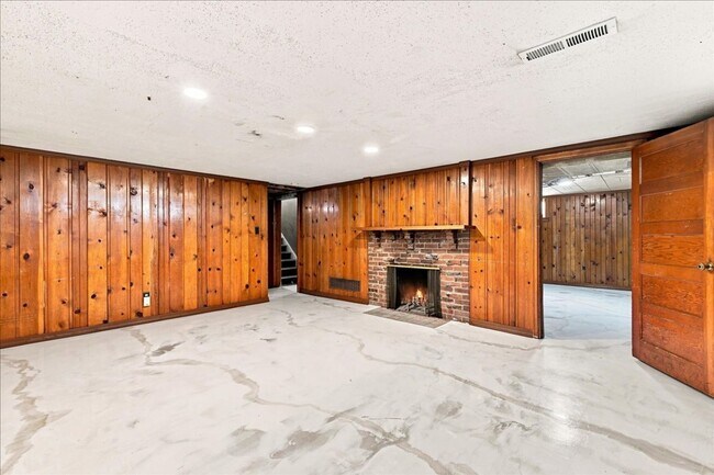 Building Photo - 1111 N 18th St