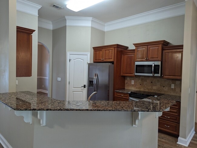 Building Photo - 1789 Ravenna Dr