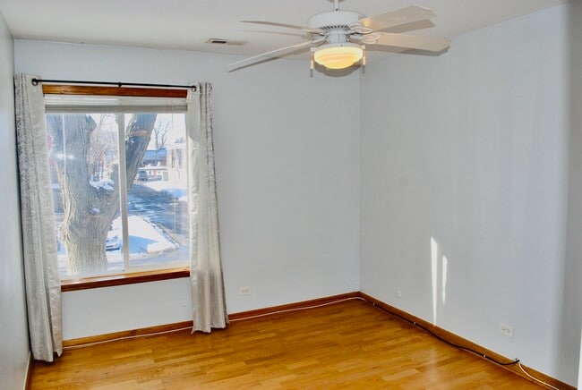 Building Photo - 4710 Euclid Ave