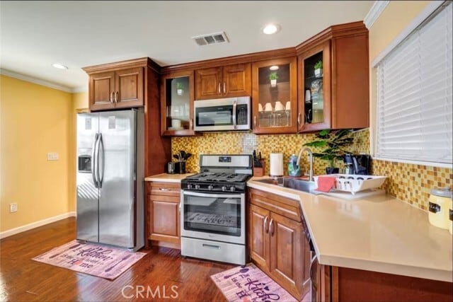 Building Photo - 523 Fischer St