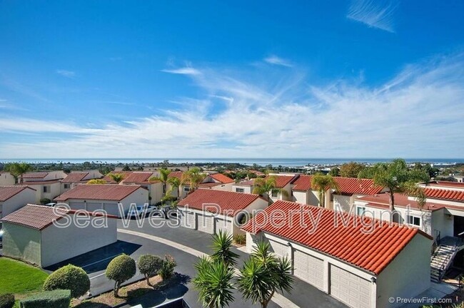 Primary Photo - 914 Caminito Madrigal