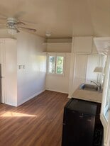 Building Photo - 1143 Wesley Ave