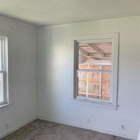 Building Photo - 106 W Tutt St