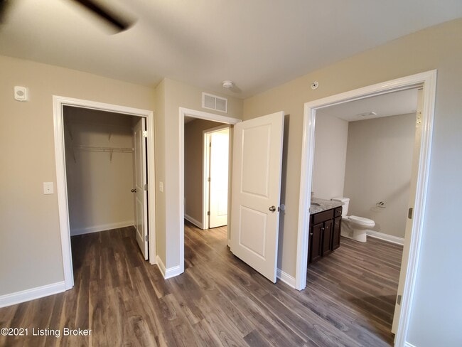 Building Photo - 3500 College Dr