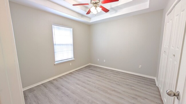 Building Photo - 3601 N Arroyo Park Ln