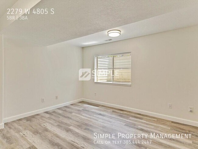 Building Photo - Newly remodeled home in Taylorsville!