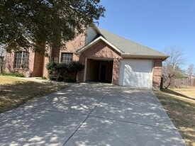 Building Photo - 3108 Waterton Cir