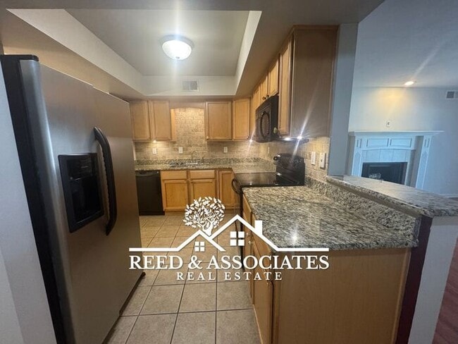 Building Photo - Spacious: 2 Bedroom in Germantown!