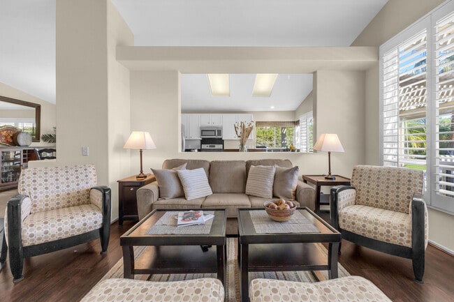 Building Photo - 170 Vía Tramonto