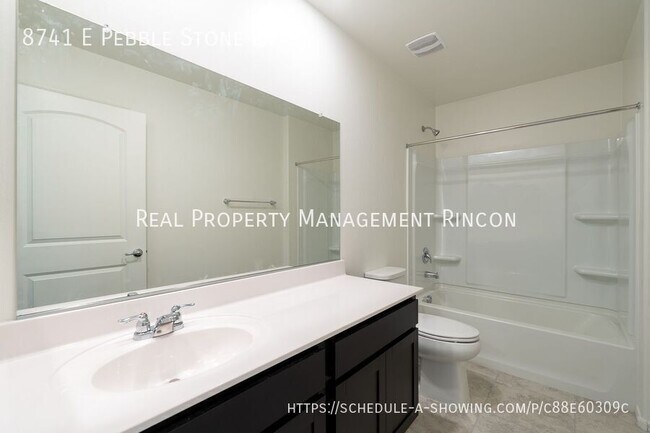 Building Photo - 8741 E Pebble Stone Ln