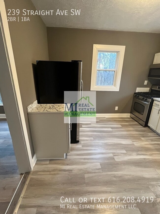 Building Photo - 239 Straight Ave SW