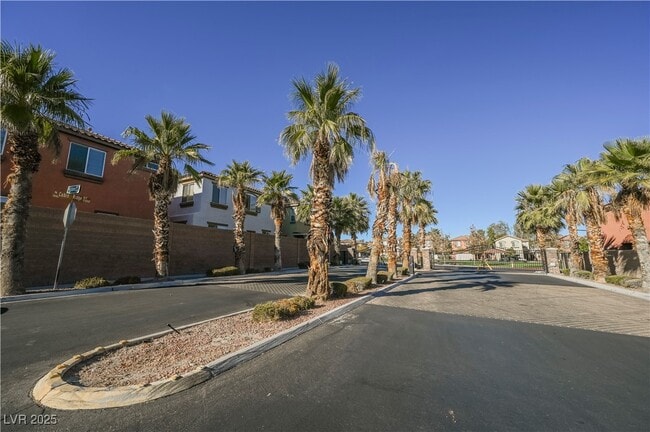 Building Photo - 7204 Rolling Shore Ct