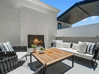 Building Photo - 603 Iris Ave