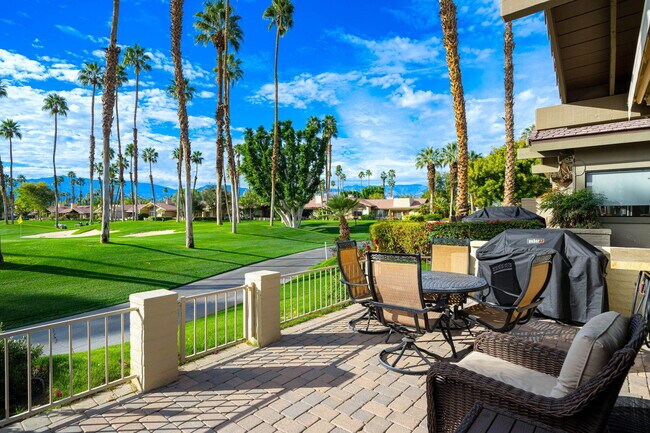 Building Photo - 321 Bouquet Canyon Dr