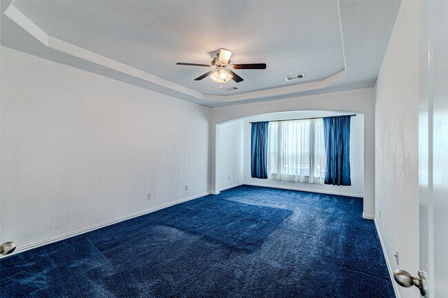 Building Photo - 6219 St Rosalia Dr