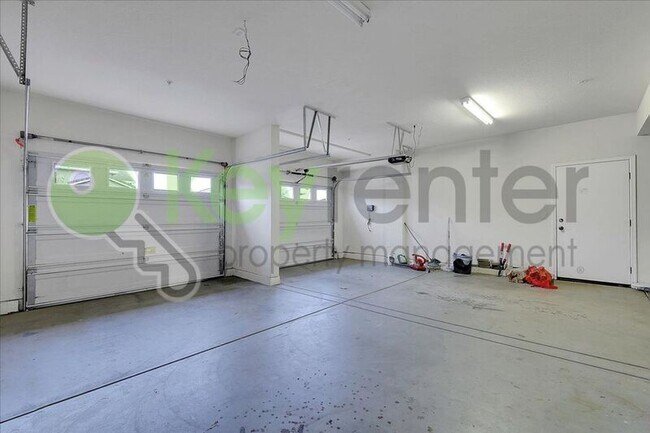 Building Photo - 1444 Eaglesfield Ln