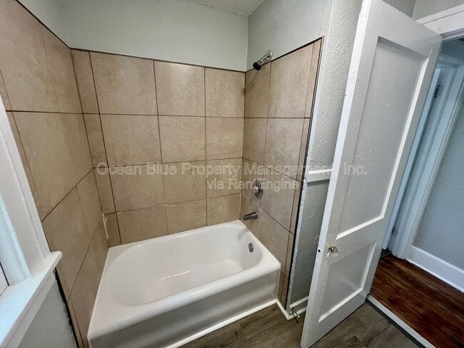 Building Photo - 1310 28th St N