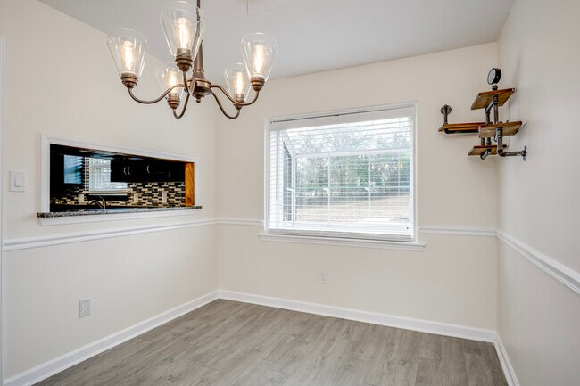 Building Photo - 115 Sunnywood Dr