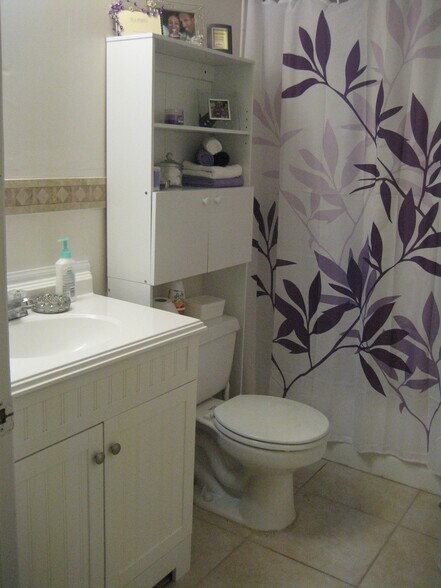 Building Photo - 2360 SW Archer Rd