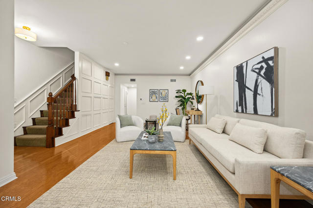 Building Photo - 601 S El Molino Ave