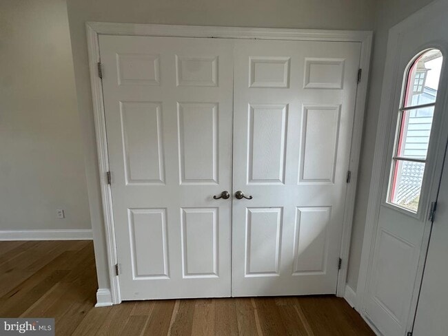 Building Photo - 120 Lebbie Ln