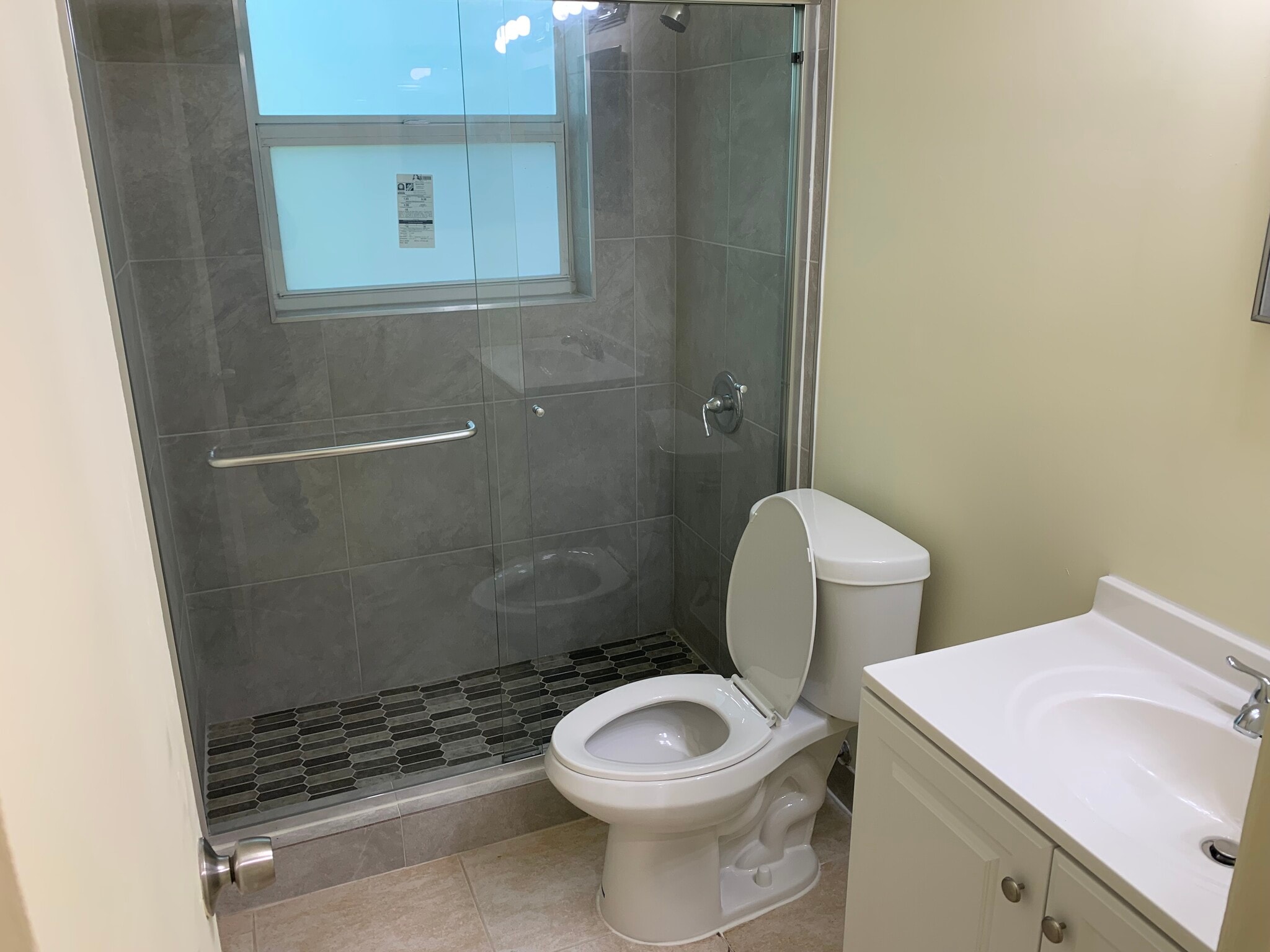 Building Photo - 1705 SW 11th Ct