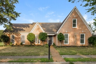 Building Photo - 7576 Dexter Run Cir