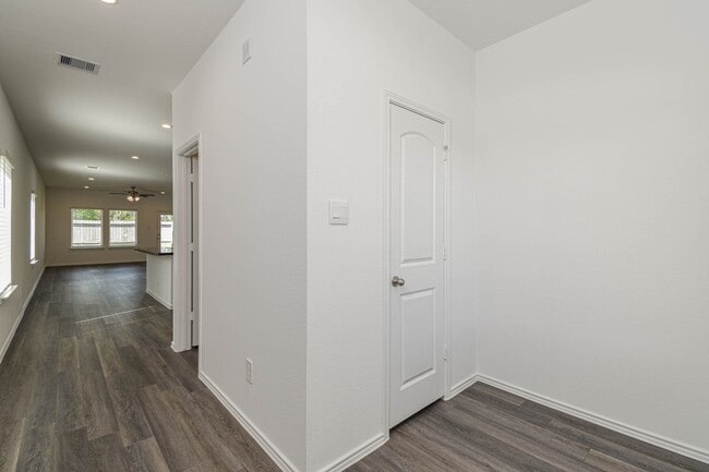 Building Photo - 24219 Copperleaf Bay Ln