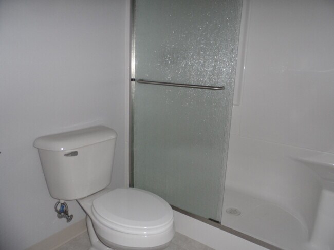 Building Photo - Inviting 3-Bedroom Home with Workshop/Storage and Outdoor Space