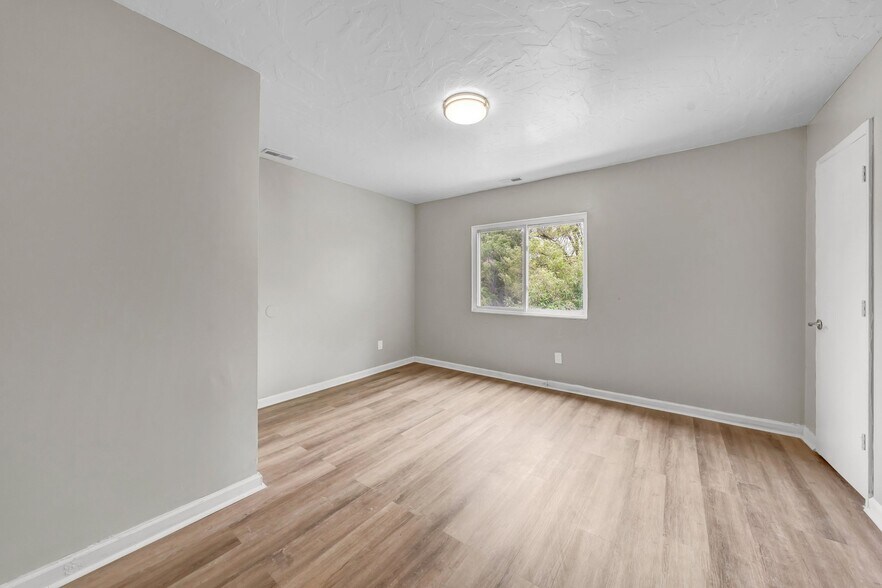 Building Photo - 3449 Wade Ave