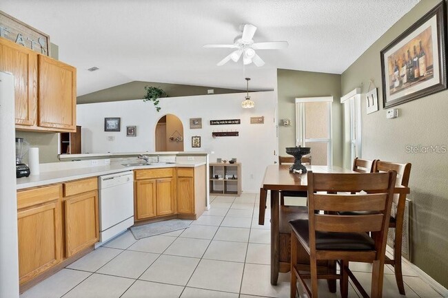 Building Photo - 50989 U S 27 Unit