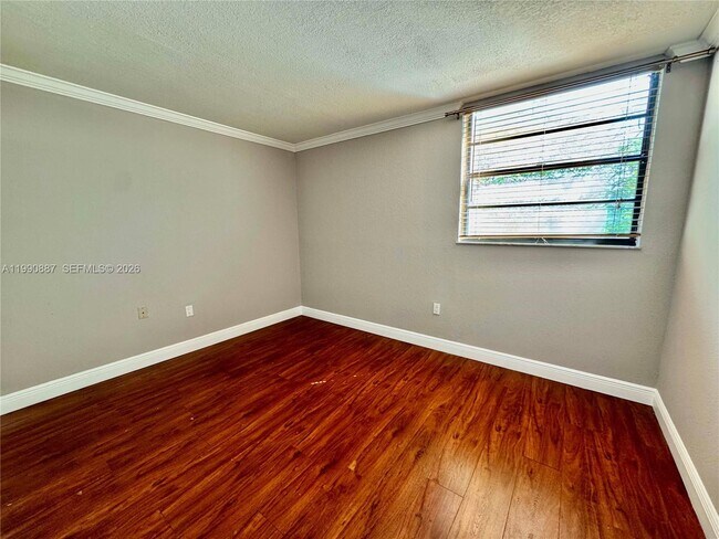 Building Photo - 3610 SW 114th Ave