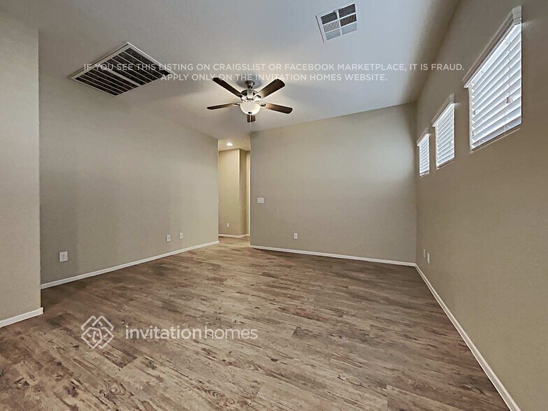 Building Photo - 9615 Vega Carpio Ave