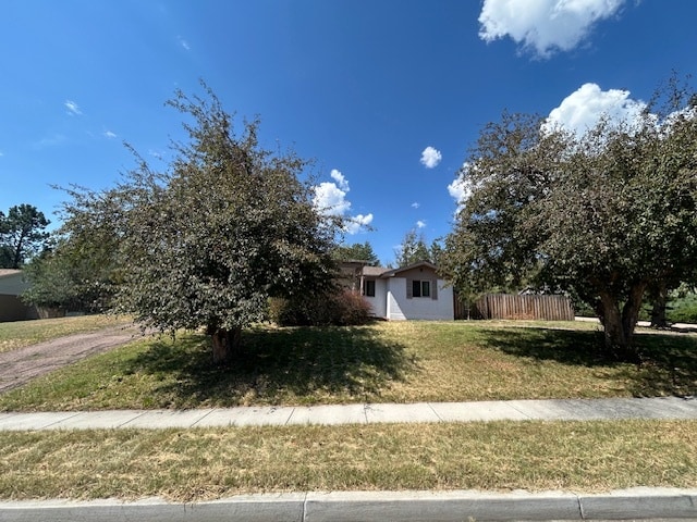 Building Photo - 1207 Parkview Blvd