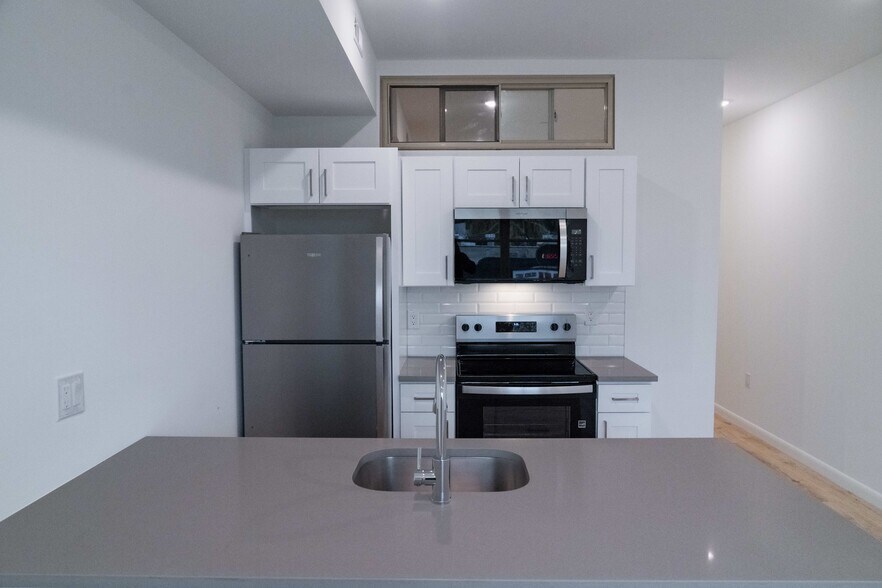 Building Photo - 7246 Rising Sun Ave