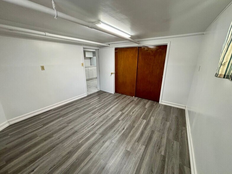 Building Photo - 250 Highland Ave
