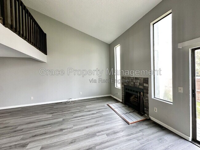 Building Photo - 15670 E Mexico Ave