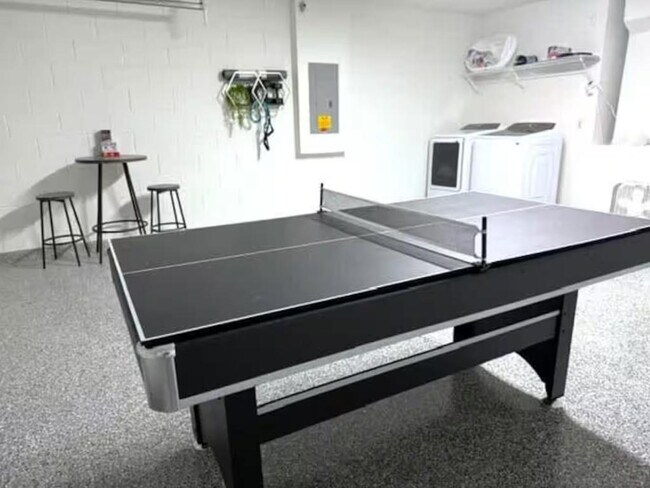 Building Photo - 1518 Gulfview Dr