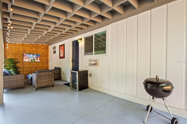 Building Photo - 4607 W McElroy Ave