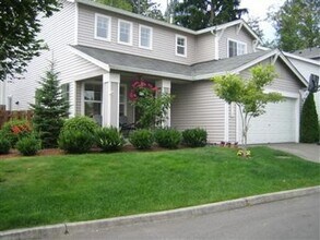 Building Photo - 3 Bed + Bonus Room 2.5 Bath Home Snohomish