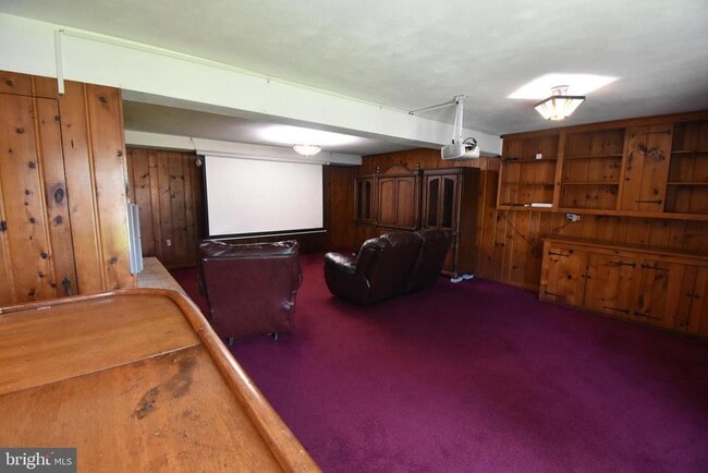 Building Photo - 6518 Byrnes Dr
