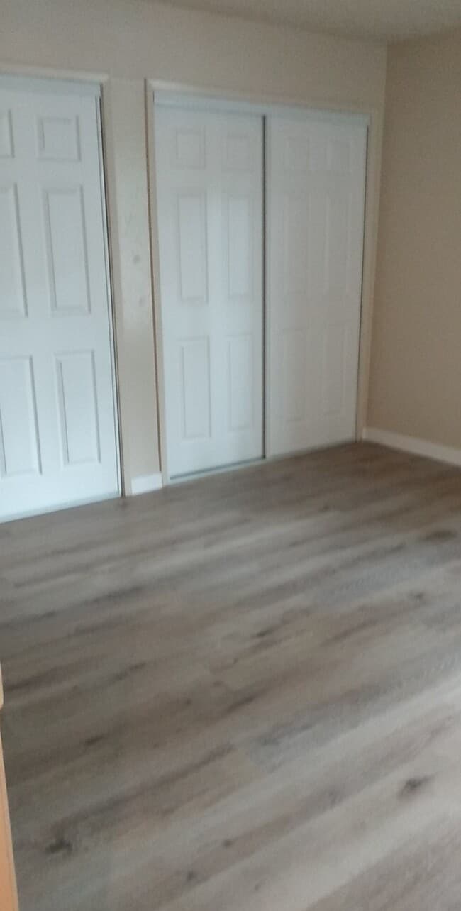 Building Photo - 5566 Tunitas Ave