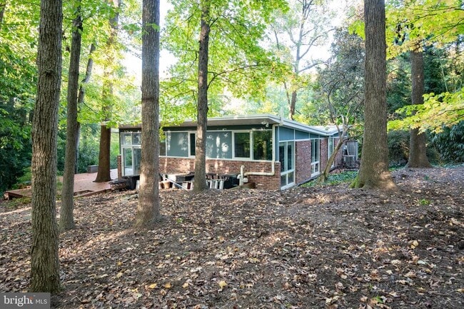 Building Photo - 2227 Glasgow Rd