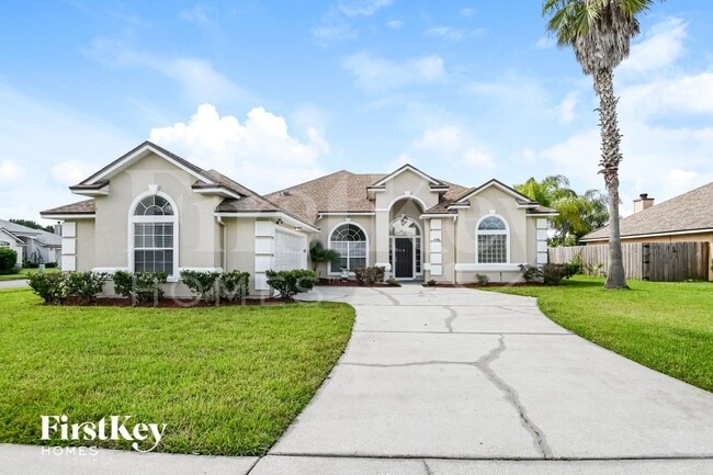 Building Photo - 2352 Longmont Dr