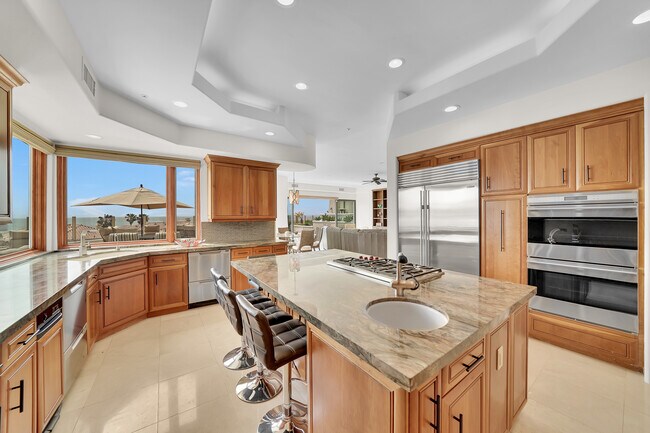 Building Photo - 30 Ritz Cove Dr