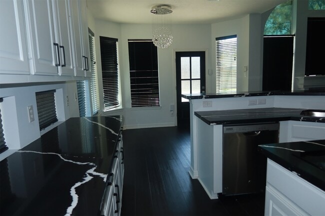 Building Photo - 12211 Summerland Ridge Ln