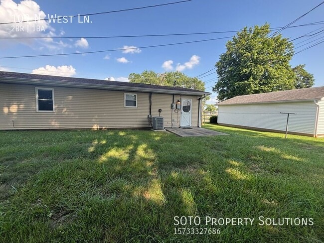Building Photo - 109 N West Ln