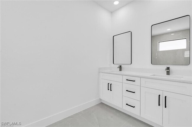 Building Photo - 3315 67th St W