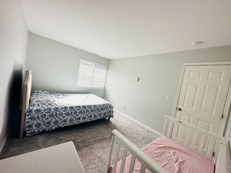 Building Photo - 9260 SW 146th Terrace