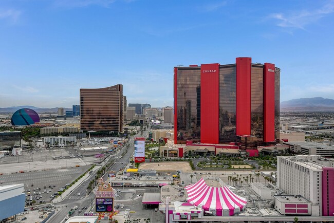 Building Photo - Sky Las Vegas-Strip/City/Red Rock Mtn View...